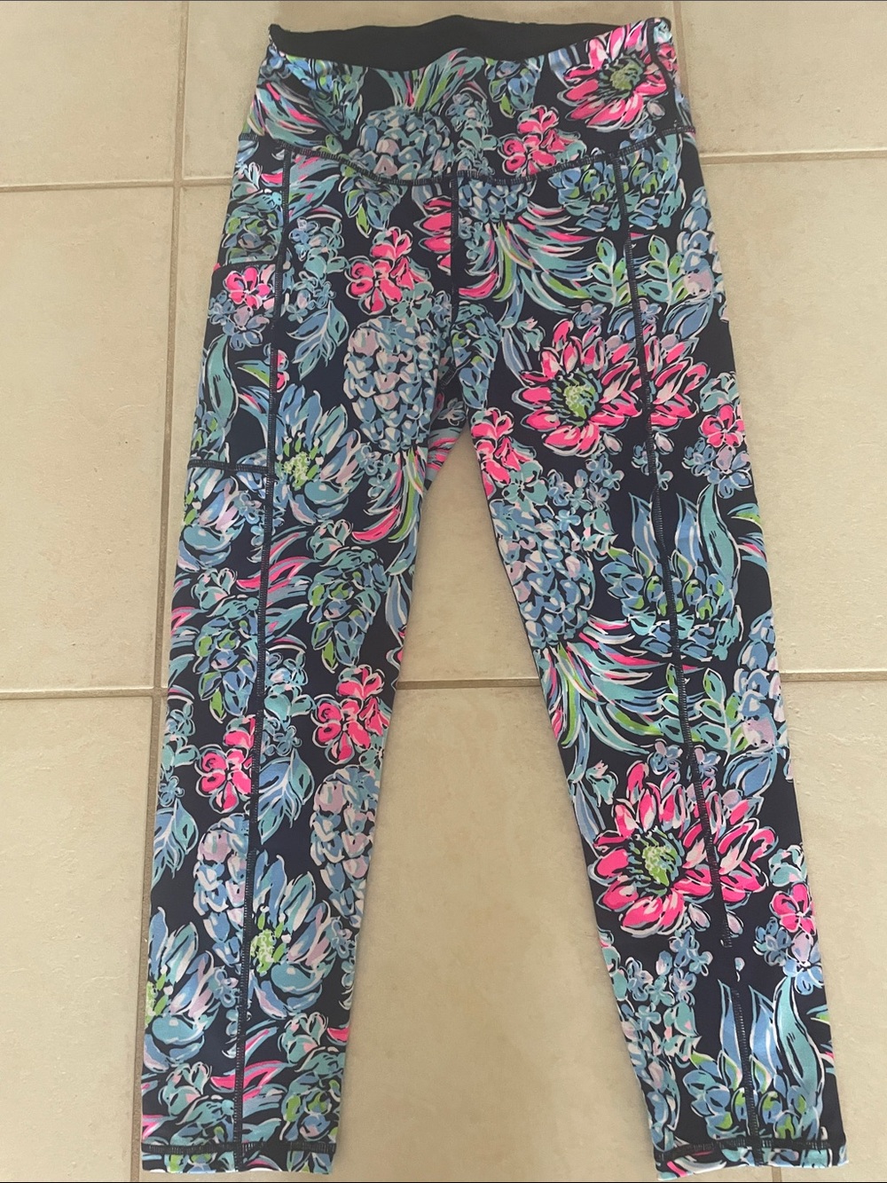 Lilly Pulitzer Weekender High Rise Midi Legging SPF 50